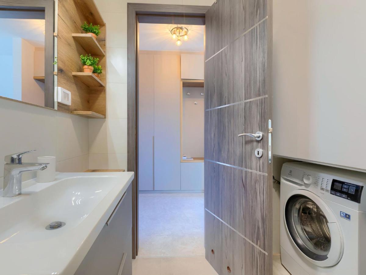 Apartment Wing 77 By Interhome Pula Zewnętrze zdjęcie
